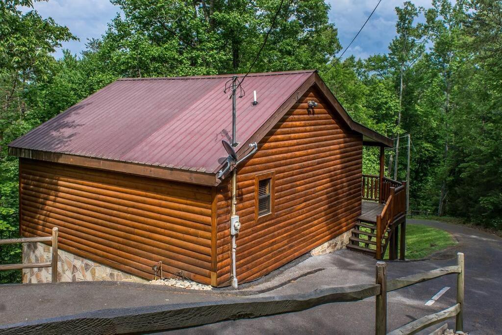 Holly Tree Hideaway - Semi Secluded Mtn Setting Villa Sevierville Eksteriør billede